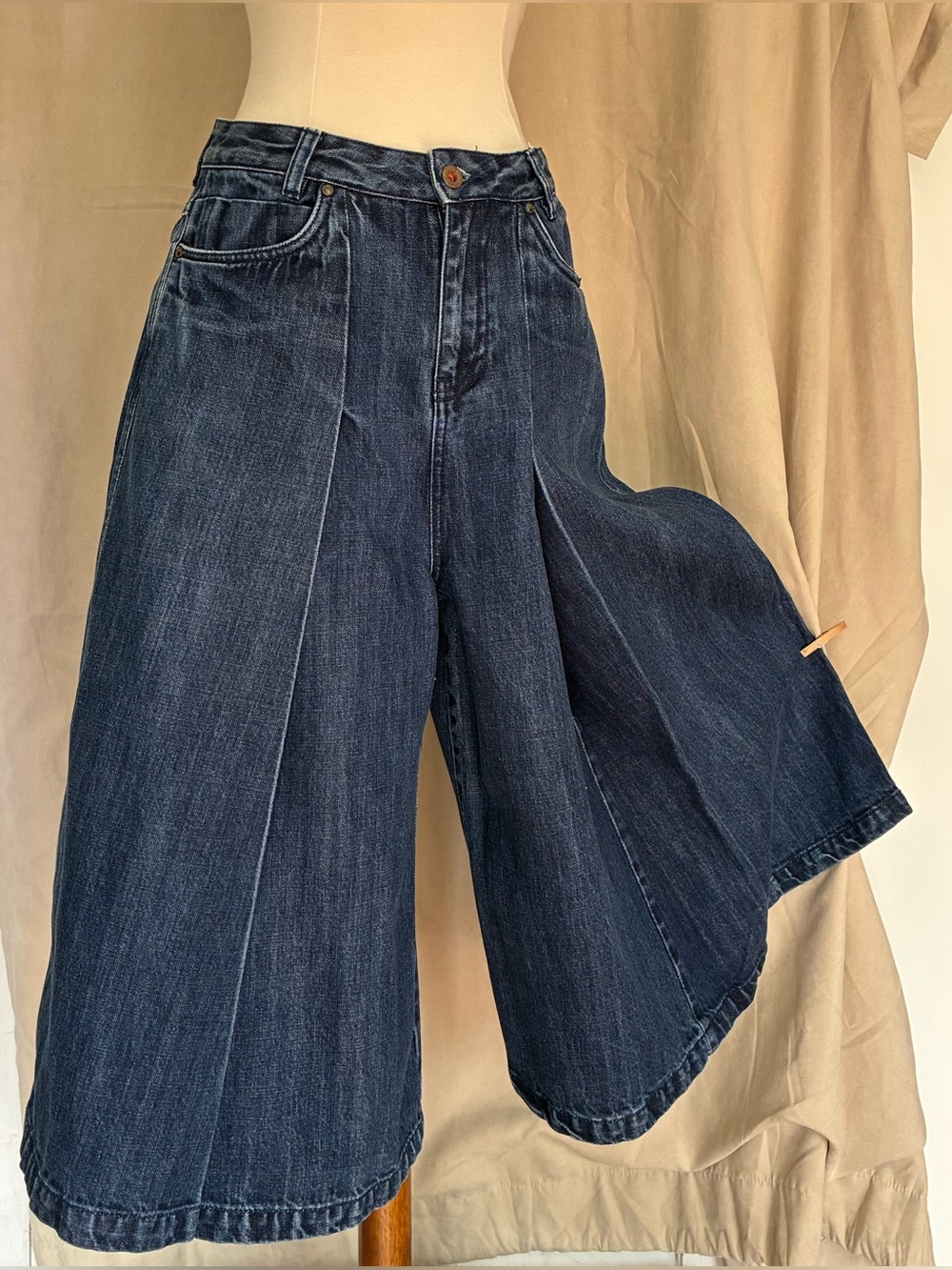 Dark Indigo Wide-Leg Denim Culottes - Picture 2 of 11